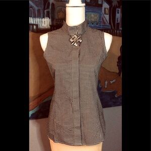 Talbots Sleeveless Top w/Stand up Collar Petite 6